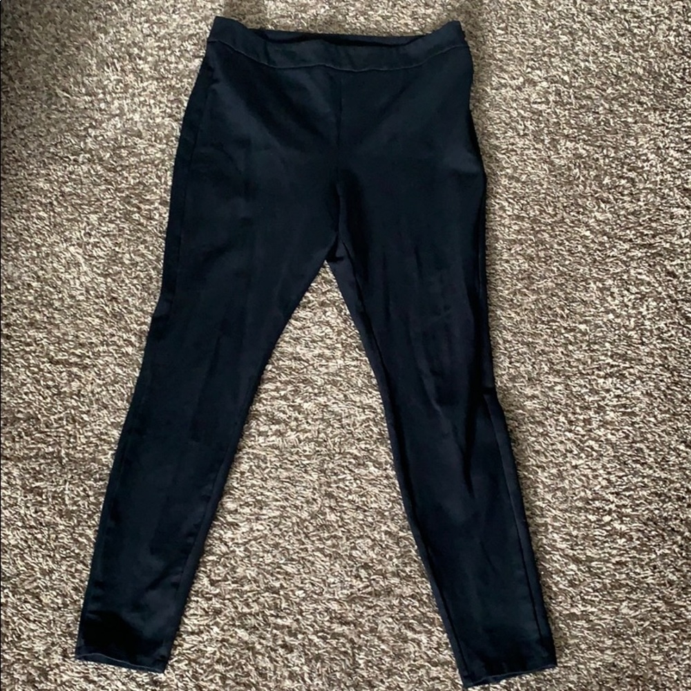 Black slacks side zipper